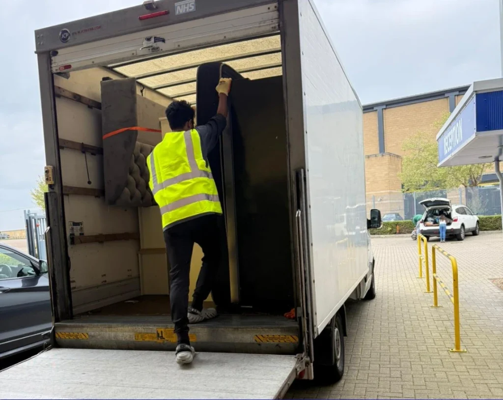 Man and Van Services in Chalk