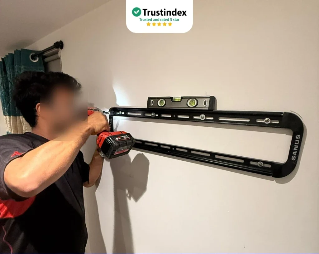 Axia Removals team providing professional home moving services
